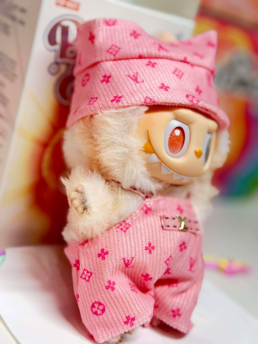 HAPPINESS - Labubu Big Into Energy Plush – Pink Outfit | POP MART Authentic