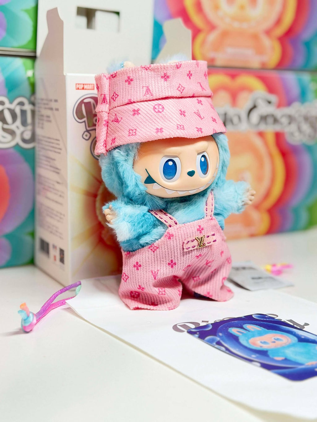 HOPE - Labubu Big Into Energy Plush – Pink Outfit | POP MART Authentic