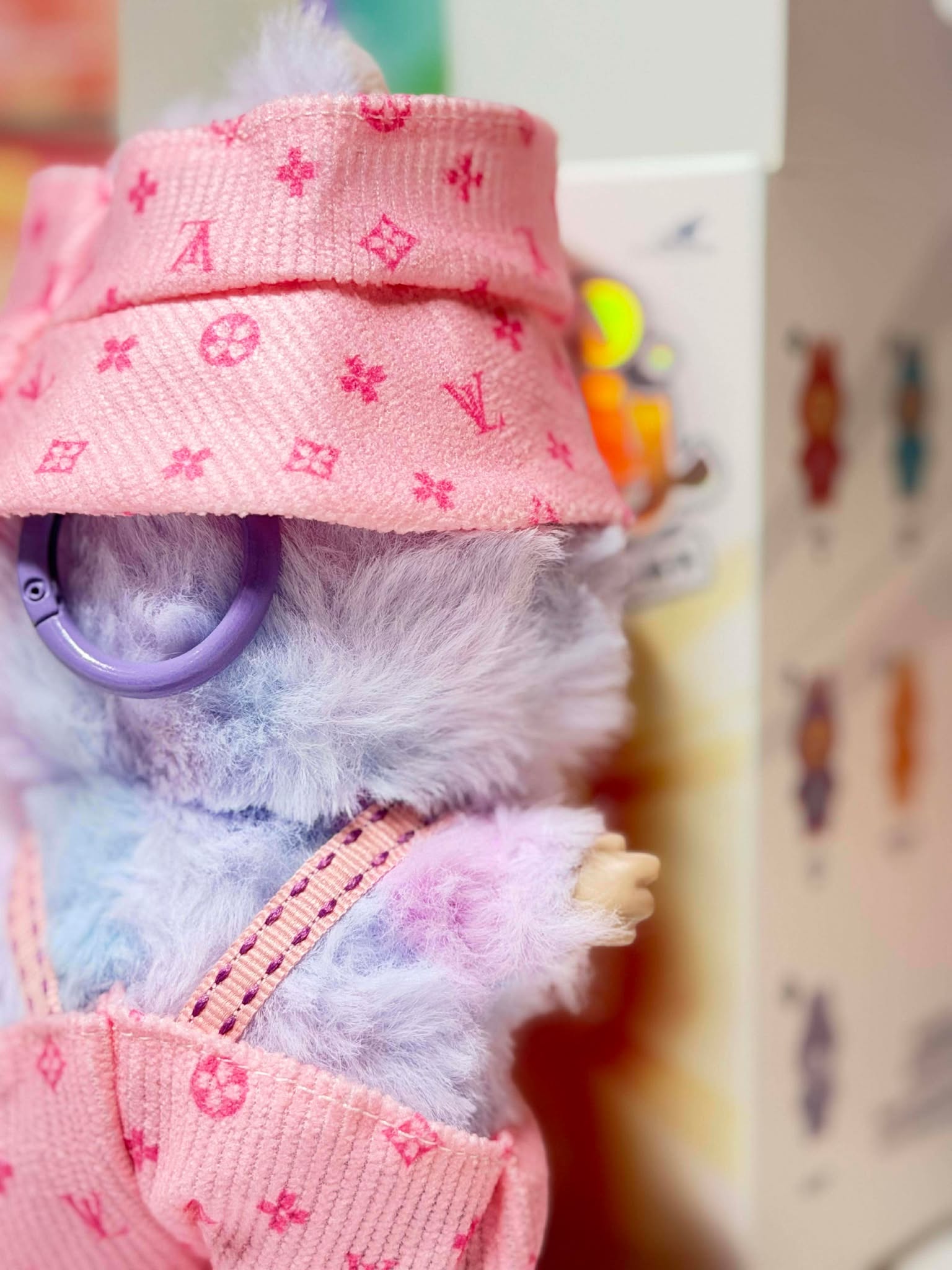 LUCK - Labubu Big Into Energy Plush – Pink Outfit | POP MART Authentic