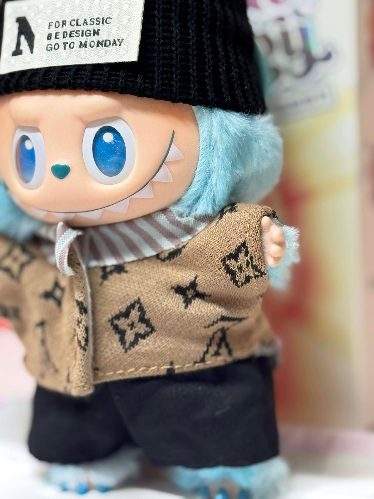 POP MART Labubu Big Into Energy – Hope w/ Outfit | Authentic Designer Toy