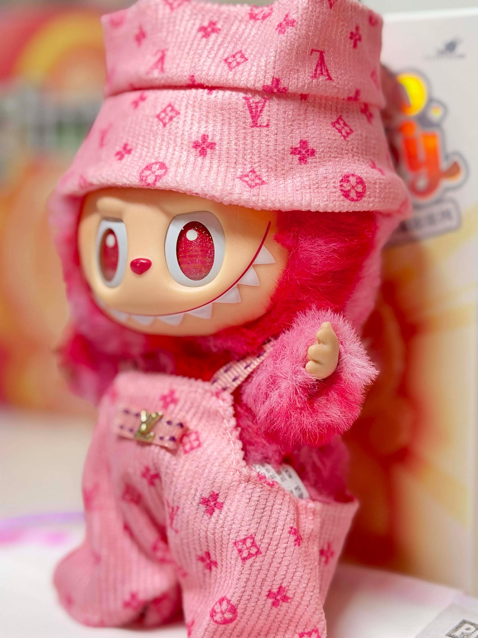 LOVE- Labubu Big Into Energy Plush – Pink Outfit | POP MART Authentic