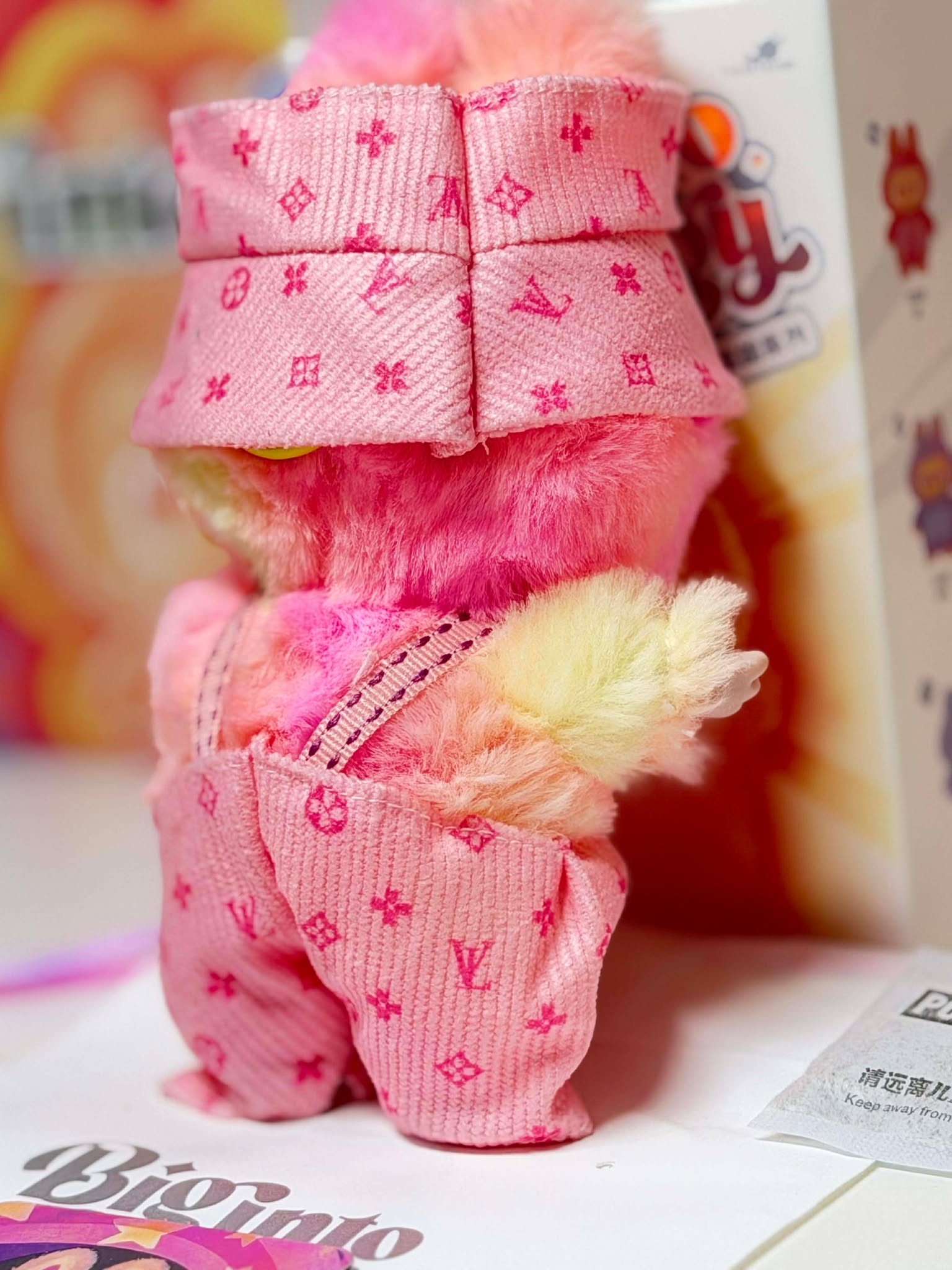 LOYALTY - Labubu Big Into Energy Plush – Pink Outfit | POP MART Authentic