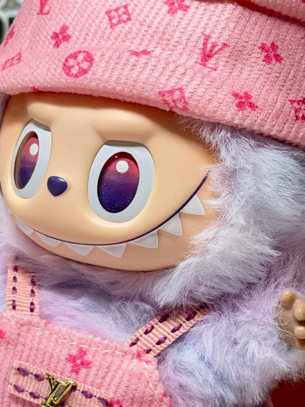 LUCK - Labubu Big Into Energy Plush – Pink Outfit | POP MART Authentic