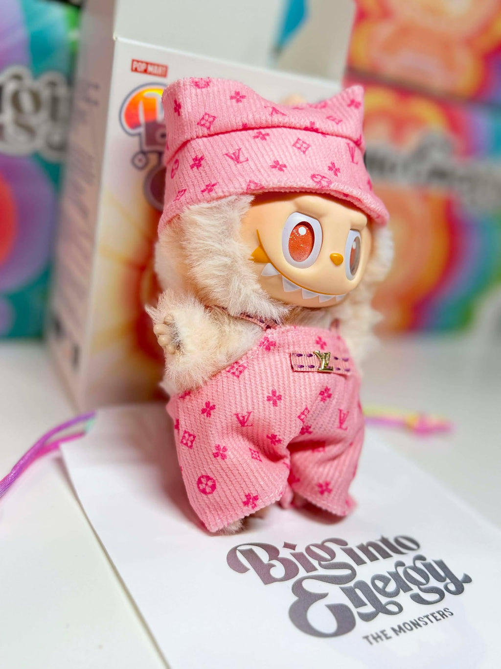 HAPPINESS - Labubu Big Into Energy Plush – Pink Outfit | POP MART Authentic