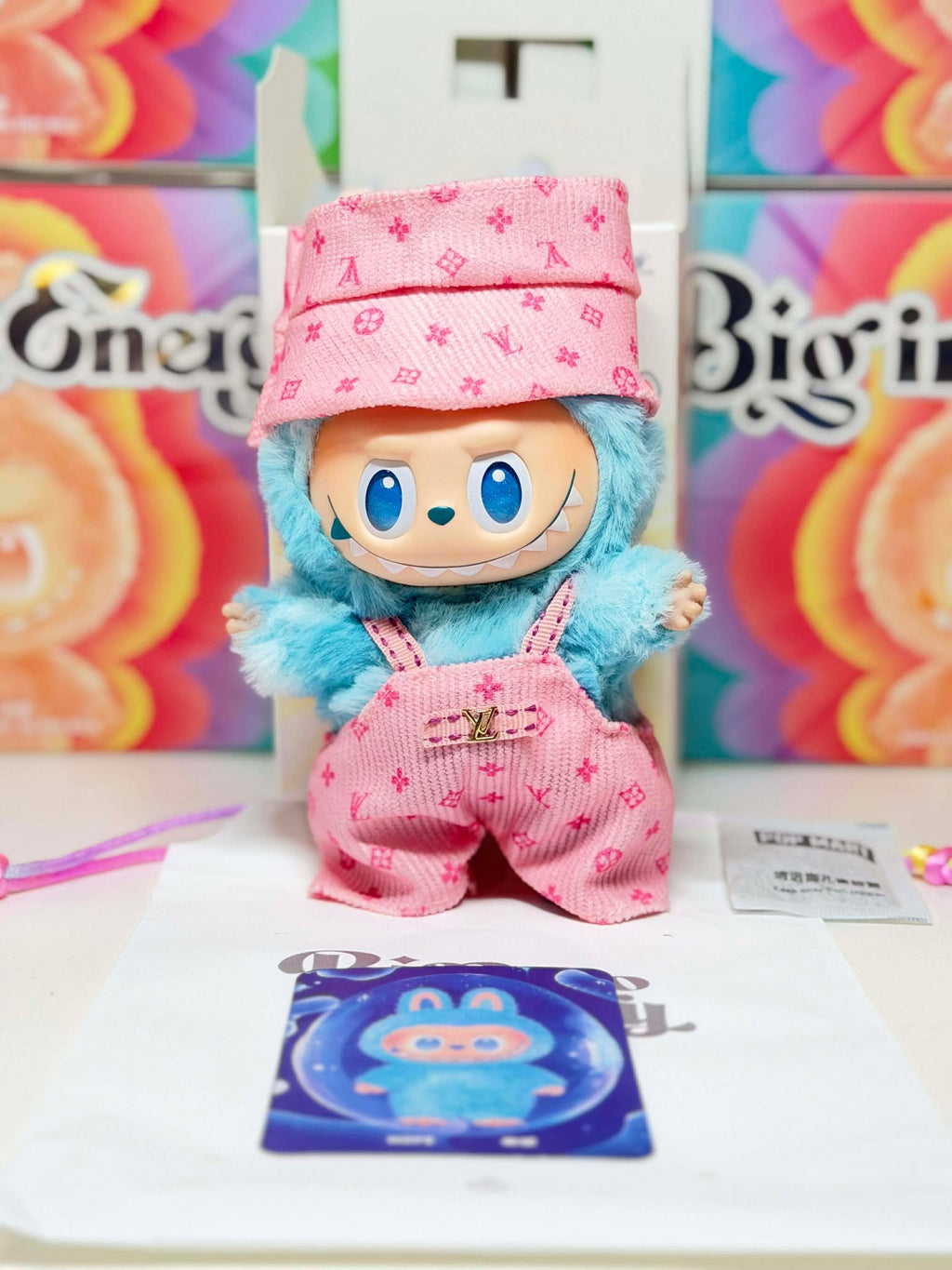 HOPE - Labubu Big Into Energy Plush – Pink Outfit | POP MART Authentic