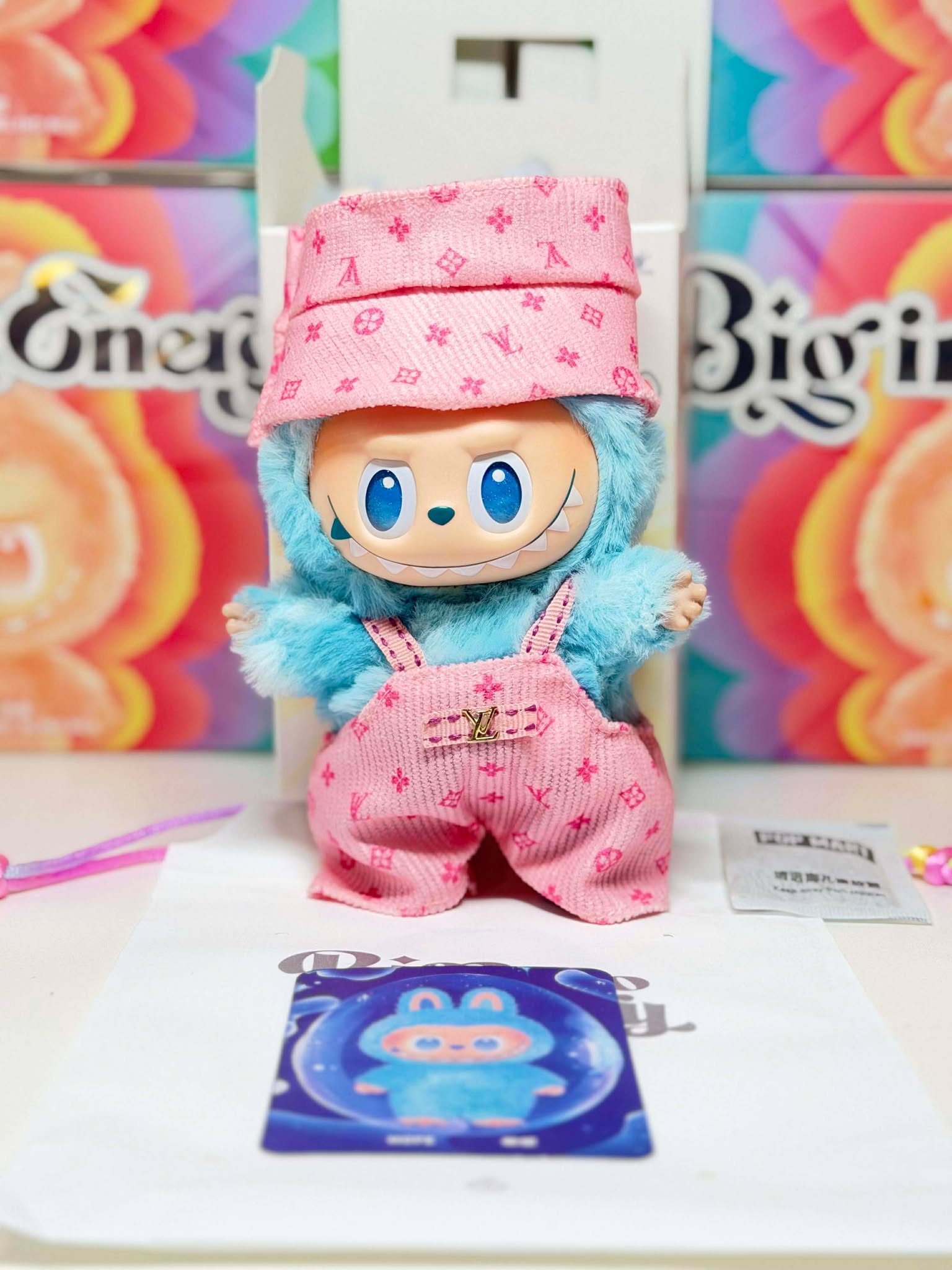 HOPE - Labubu Big Into Energy Plush – Pink Outfit | POP MART Authentic