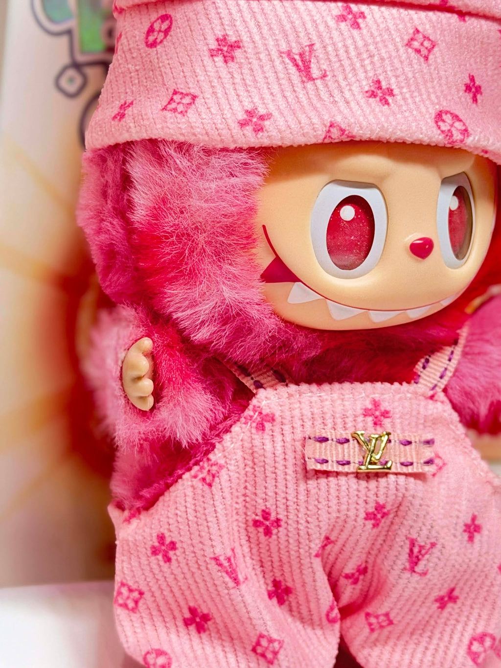 LOVE- Labubu Big Into Energy Plush – Pink Outfit | POP MART Authentic