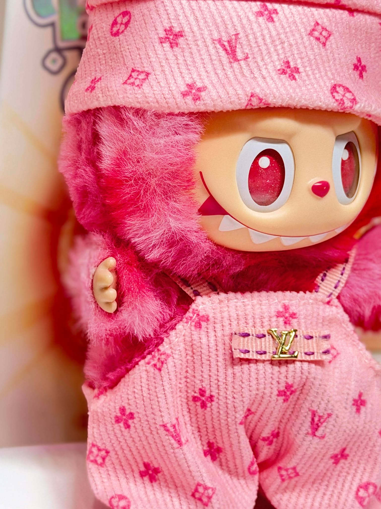 LOVE- Labubu Big Into Energy Plush – Pink Outfit | POP MART Authentic